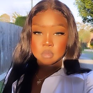 Meet your Posher, Nyamal